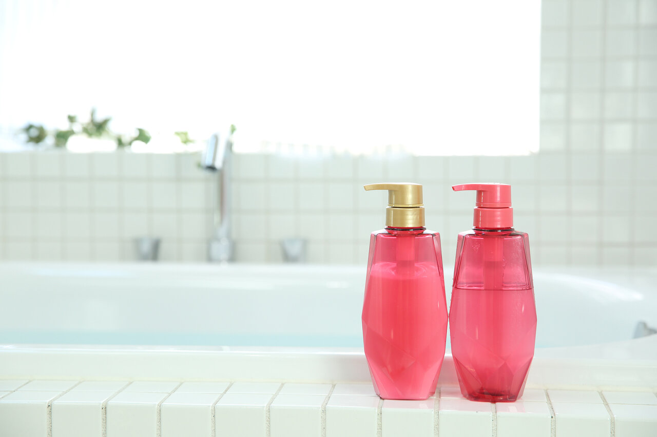 髪だって、欲しいのは潤いです。使えばしっとりツヤ髪GET!ヘアケアアイテム7選