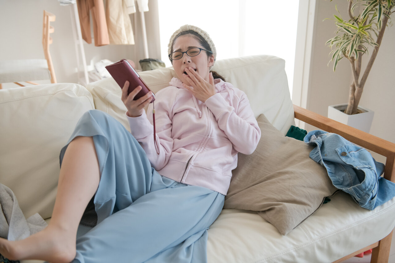メイクが苦手?ほんとはめんどくさいだけ?ズボラ女子のメイク事情がヤバいらしい。