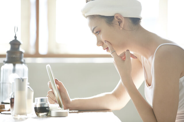 乳液の選び方!ニキビができる人こそ必要な理由とは