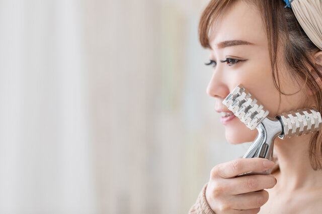 お風呂時間でもっと可愛く! バスタイムに使いたい美顔器3選