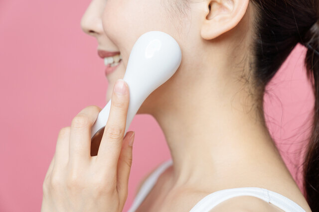 シワ対策におすすめの美顔器は?機能別7選を紹介!