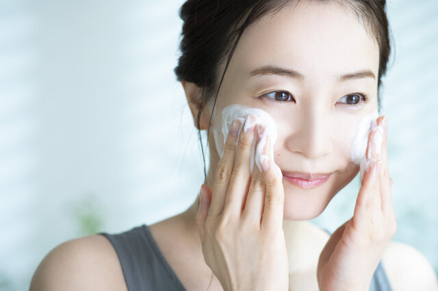 脂性肌におすすめのプチプラ洗顔!皮脂や毛穴がさっぱりする7選を紹介