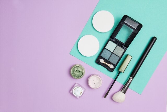 オーガニックコスメのアイシャドウとは?おすすめ商品7選をご紹介♡