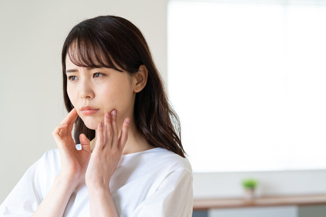 ガサガサ肌から卒業したい!ガサガサ肌の原因と気をつけたいこととは?