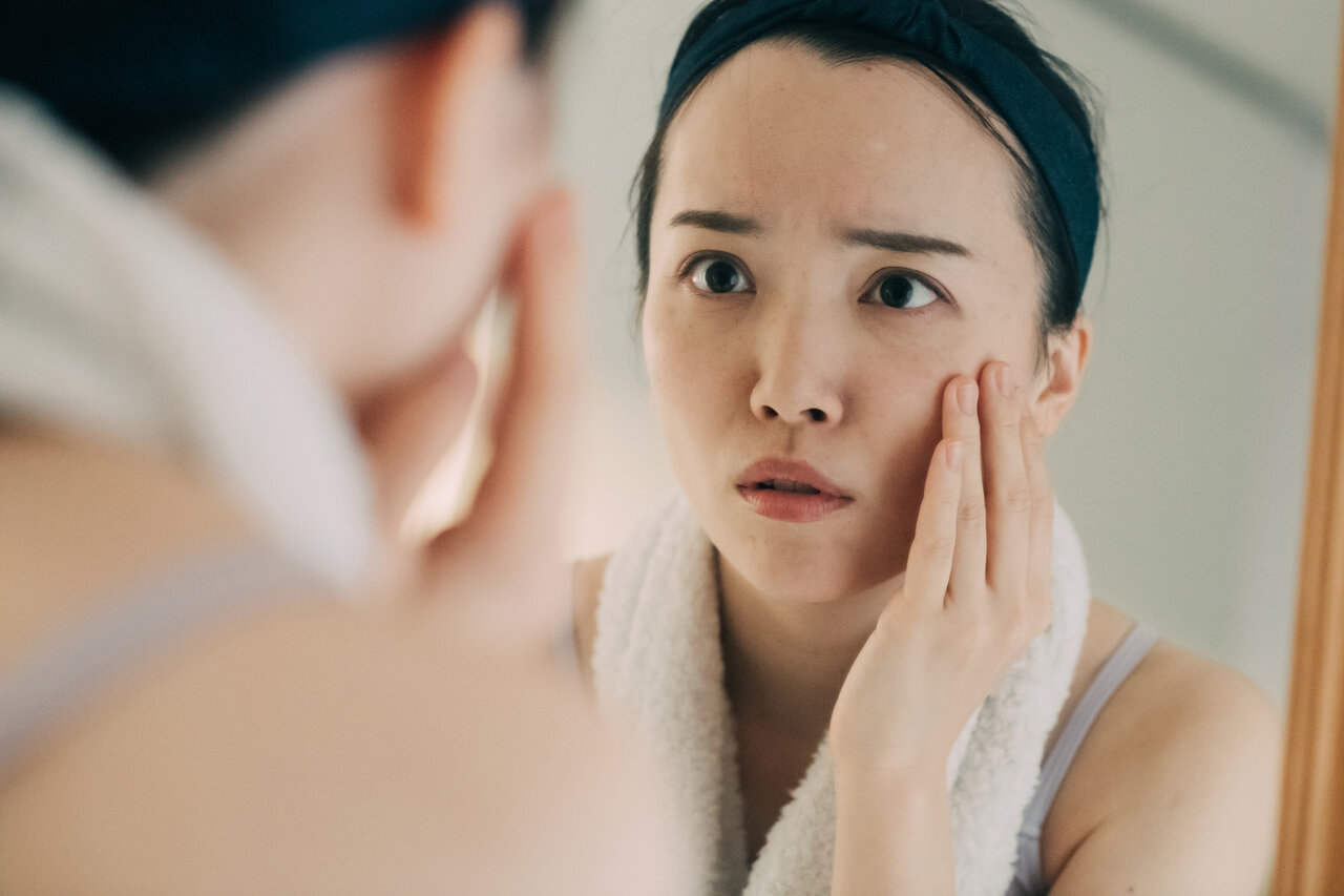 肌のくすみが気になる人に!おすすめの化粧水7選!