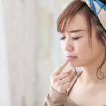 【口内炎】種類別の症状と考えられる原因とは?　内側からケアする予防も紹介【歯科医師監修】