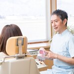 歯医者の定期検診、行ってますか? むし歯や歯周病を予防し、健康な歯を保ちましょう【歯科医師監修】