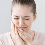もしかして知覚過敏？　歯がしみる原因を知って自分に合わせた対策を