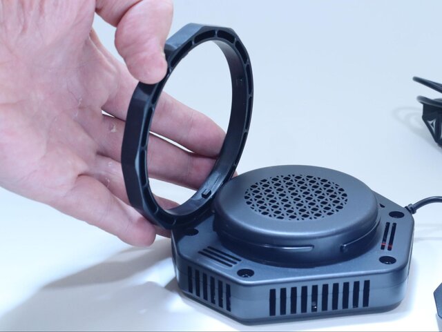 通電後、数秒でペルチェデバイスがキンキンに！ワークマンの冷暖房服