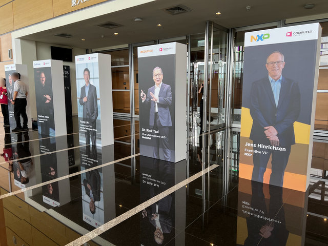 B'T X NEO マシンB'T L 黄金豪華版 台湾輸出 逆輸入版