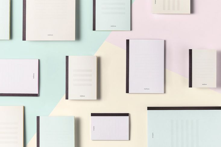 ノートへの「書きづらい」の声から誕生。だれもが心地よく使い続けられるノート「mahoraノート」